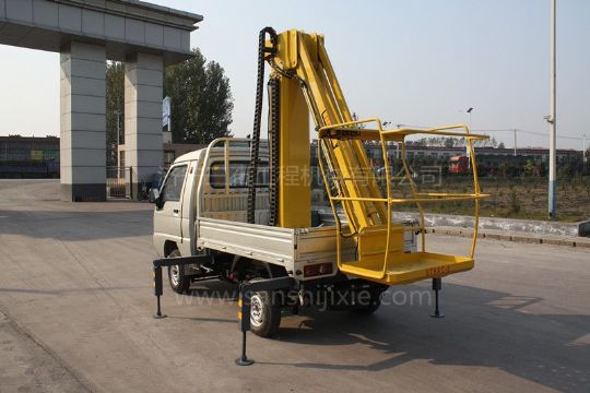 點擊查看詳細信息<br>標題：小型電動高空作業車 閱讀次數：2924