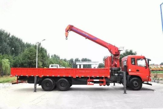 點擊查看詳細信息<br>標題：10噸東風隨車吊 閱讀次數：1497