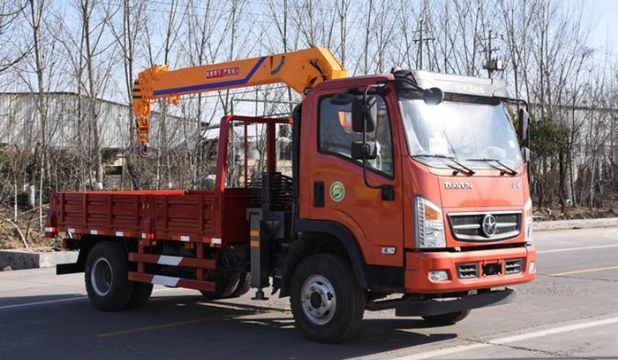 點擊查看詳細信息<br>標題：3.2噸大運隨車吊 閱讀次數：1752