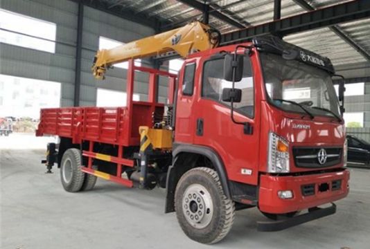 點擊查看詳細信息<br>標題：5噸大運隨車吊 閱讀次數：1886