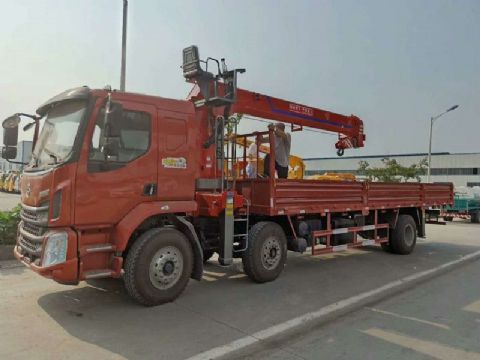 點擊查看詳細信息<br>標題：柳汽前四后四隨車吊 閱讀次數：1624