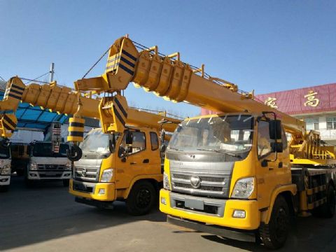 點擊查看詳細信息<br>標題：12噸福田汽車吊 閱讀次數：1816